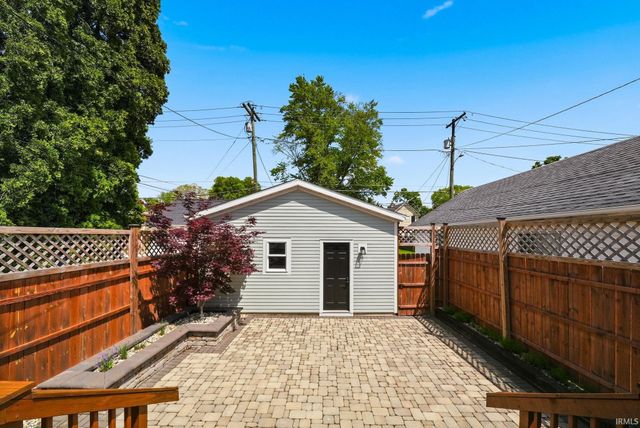 1121 Garden Street, Fort Wayne, IN 46802