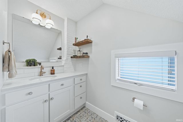 1121 Garden Street, Fort Wayne, IN 46802