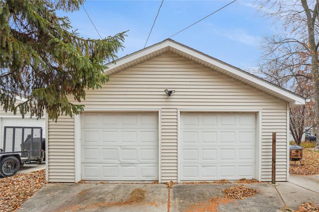 515 SW Southlawn Drive, Ankeny, IA 50023