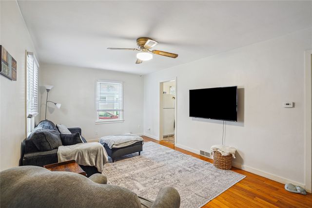 515 SW Southlawn Drive, Ankeny, IA 50023