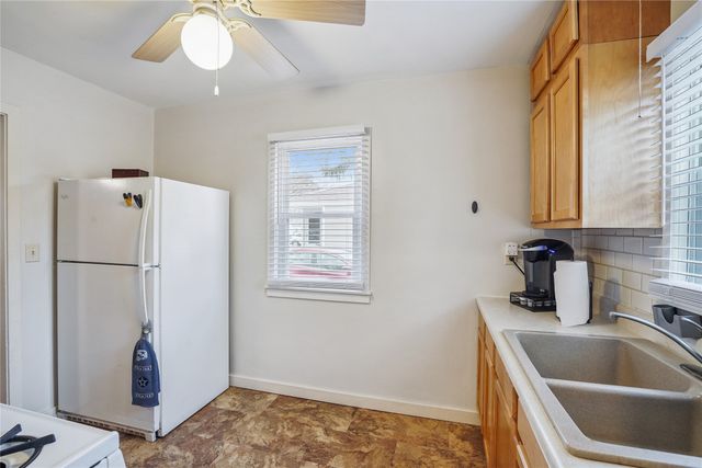 515 SW Southlawn Drive, Ankeny, IA 50023