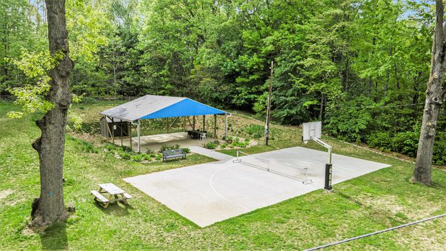 8420 Je Ne Be Drive Ne, Courtland Twp, MI 49341