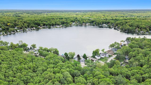 8420 Je Ne Be Drive Ne, Courtland Twp, MI 49341