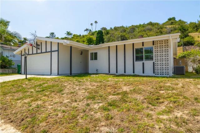 2833 Turnbull, Oceanside, CA 92054