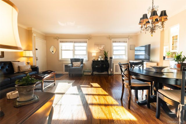 252-42 60 Avenue 595, Little Neck, NY 11362