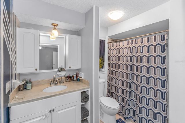 1186 AZORA DRIVE, Deltona, FL 32725