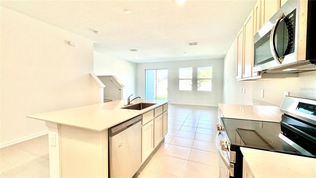 319 SOL VISTA DRIVE, Dundee, FL 33838