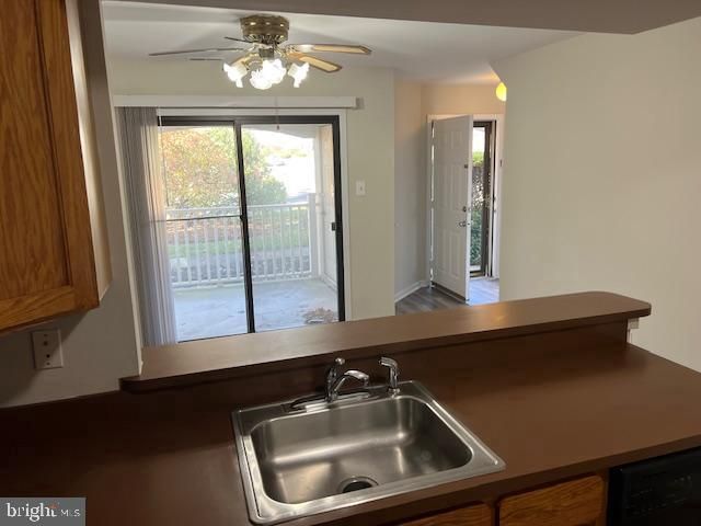 402 GREGORYS WAY, Voorhees, NJ 08043