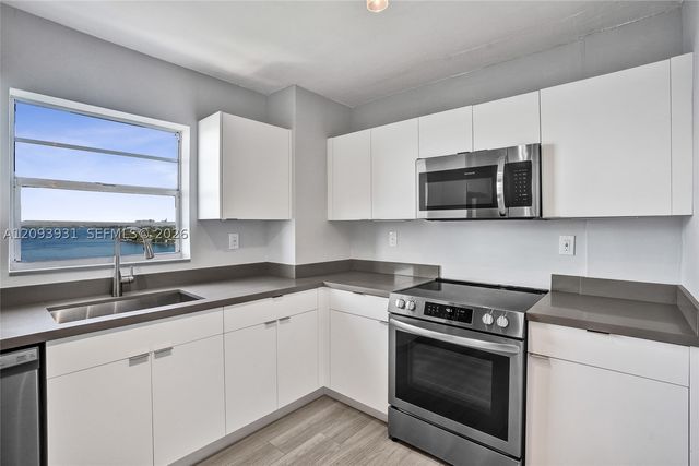 1865 79th St Cswy 9I, North Bay Village, FL 33141