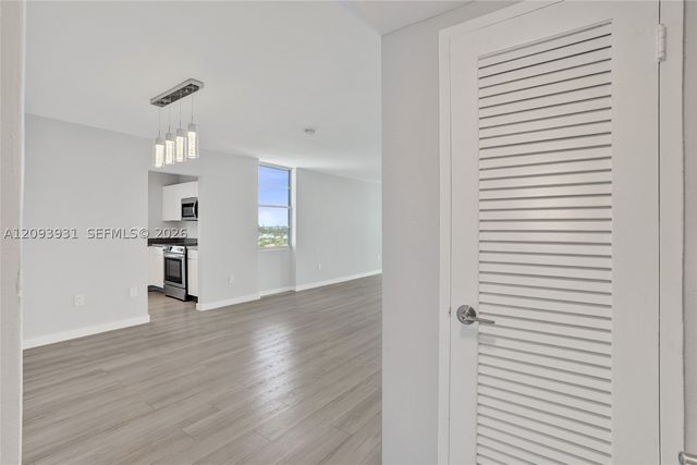 1865 79th St Cswy 9I, North Bay Village, FL 33141