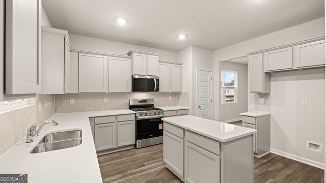 497 Abbott Road, Statham, GA 30666