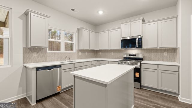 497 Abbott Road, Statham, GA 30666