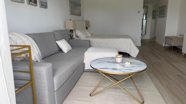 2600 N Flagler Drive 313, West Palm Beach, FL 33407