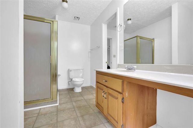 424 Sherwood Drive, Woodstock, GA 30188
