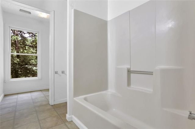 424 Sherwood Drive, Woodstock, GA 30188