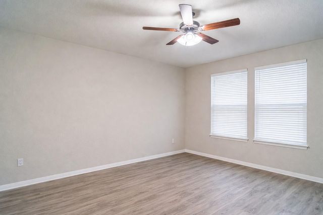 5296 Latigo Court, Alvin, TX 77511