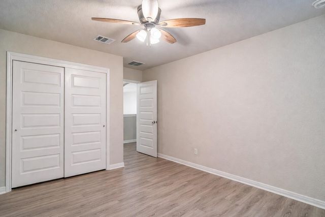 5296 Latigo Court, Alvin, TX 77511