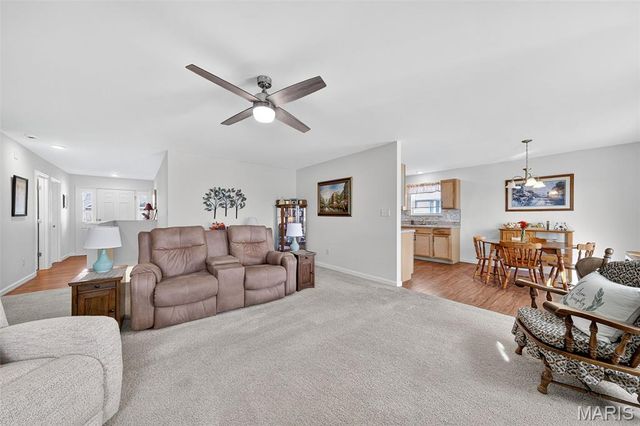 302 Freedom Drive, Foristell, MO 63348