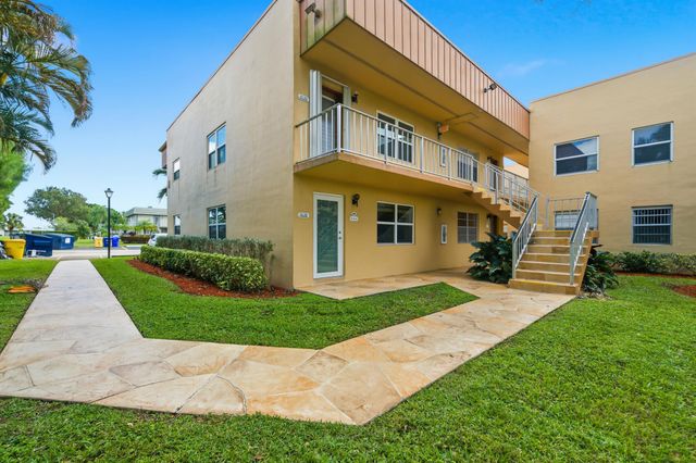 433 Flanders J, Delray Beach, FL 33484