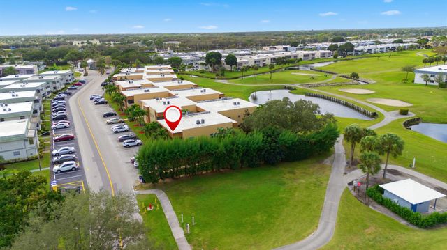 433 Flanders J, Delray Beach, FL 33484