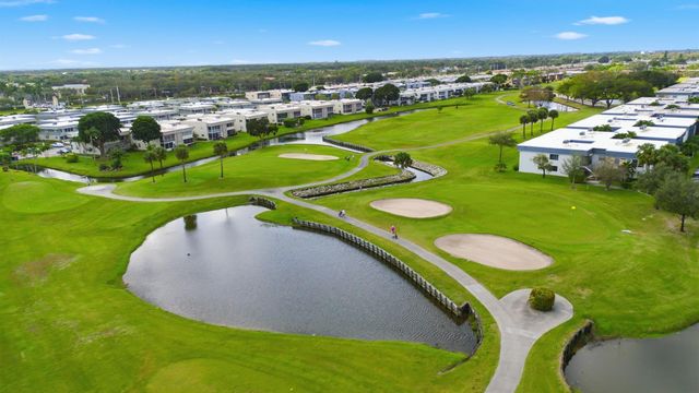 433 Flanders J, Delray Beach, FL 33484