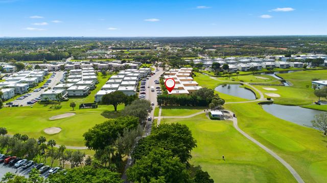 433 Flanders J, Delray Beach, FL 33484