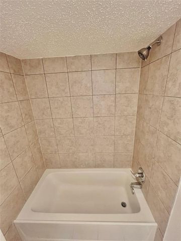 1901 E Lindsey Street 26B, Norman, OK 73071