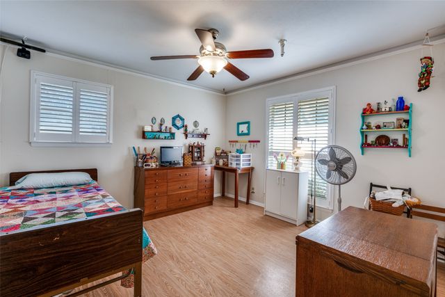 6120 Whitman Avenue, Fort Worth, TX 76133