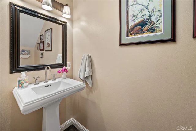 224 Avenue G, Redondo Beach, CA 90277