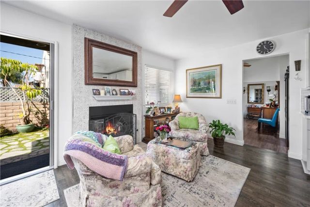 224 Avenue G, Redondo Beach, CA 90277