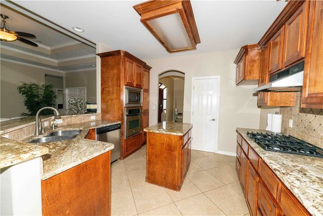 6801 Jets Ct, Corpus Christi, TX 78414