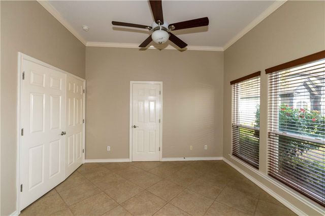 6801 Jets Ct, Corpus Christi, TX 78414