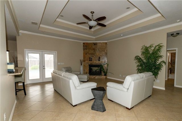 6801 Jets Ct, Corpus Christi, TX 78414