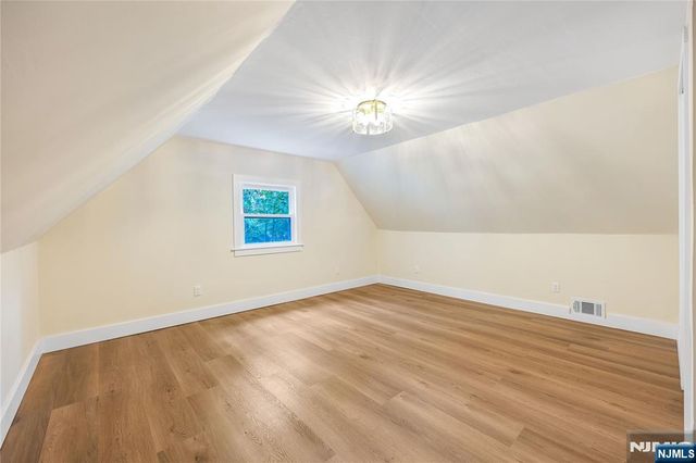 253 Intervale Road, Teaneck, NJ 07666
