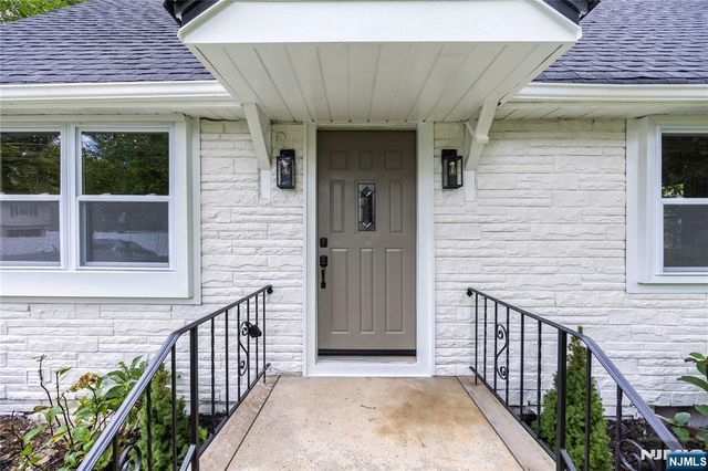 253 Intervale Road, Teaneck, NJ 07666
