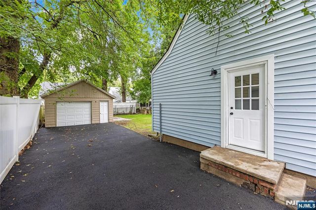 253 Intervale Road, Teaneck, NJ 07666