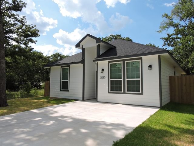 6110 Tejas Drive, Mabank, TX 75156