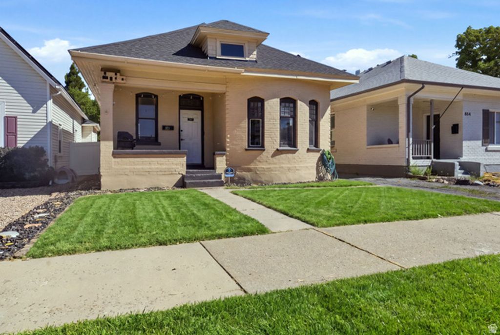 880 E 21ST ST, Ogden, UT 84401 — exterior