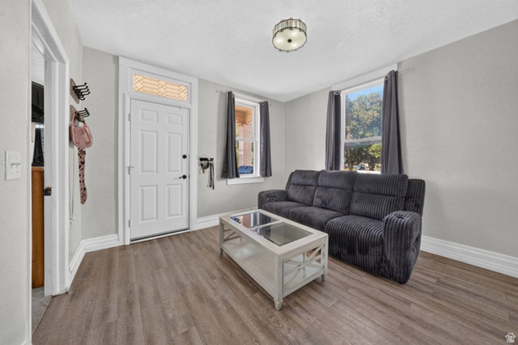880 E 21ST ST, Ogden, UT 84401 — photo 3