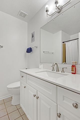 19018 Nightingale Lane, Country Club Hills, IL 60478