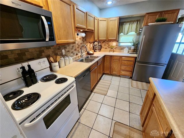 719 Fallview Avenue, Englewood, OH 45322