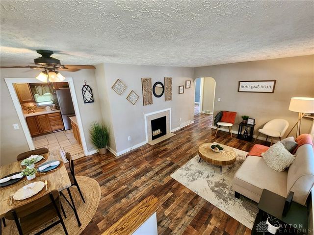 719 Fallview Avenue, Englewood, OH 45322
