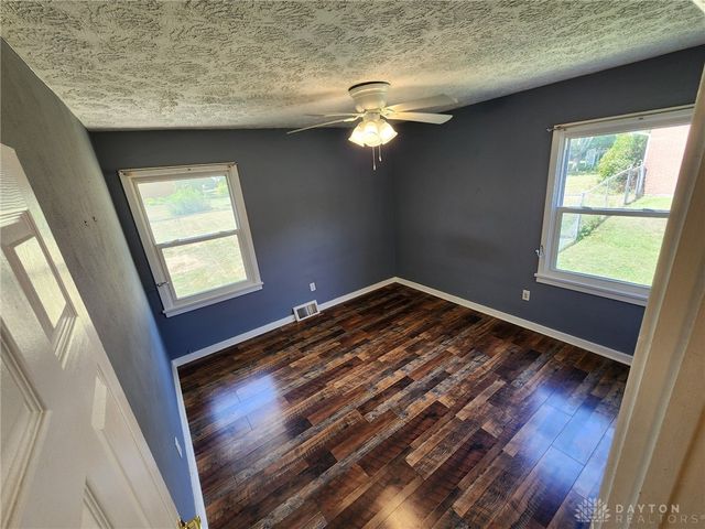 719 Fallview Avenue, Englewood, OH 45322