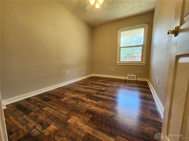 719 Fallview Avenue, Englewood, OH 45322