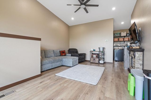 20274 Nicodemus Church Road, Siloam Springs, AR 72761