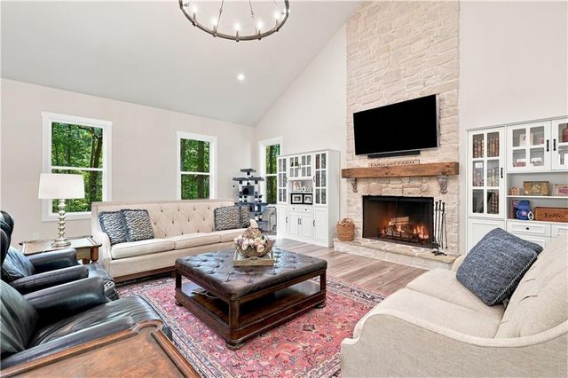 2850 Willow Bend Drive, Cumming, GA 30028