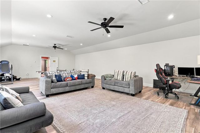 2850 Willow Bend Drive, Cumming, GA 30028