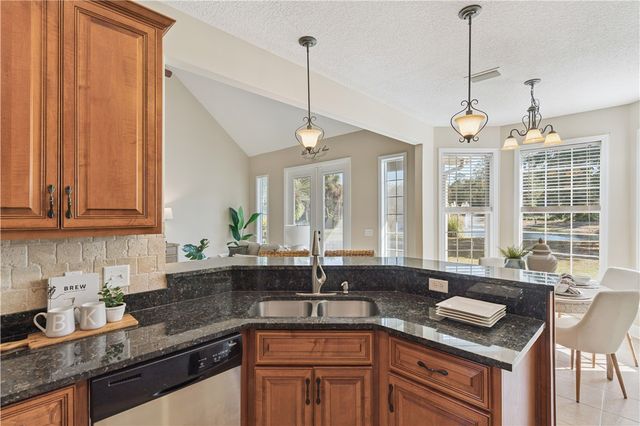 102 Herons Nest Circle, Kingsland, GA 31548