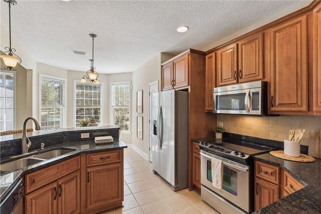 102 Herons Nest Circle, Kingsland, GA 31548