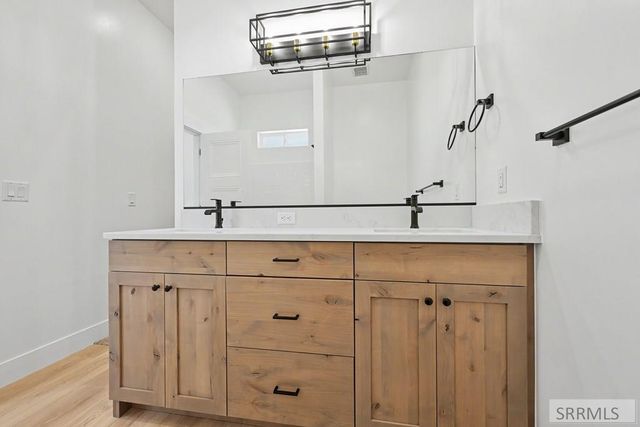 932 Montezuma St, Idaho Falls, ID 83402